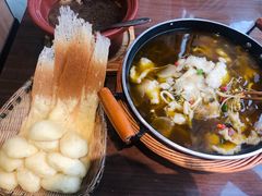 -有红鸡毛店·川菜(建设路店)