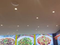 -川流不息·地道川菜·小龙虾(松东路店)