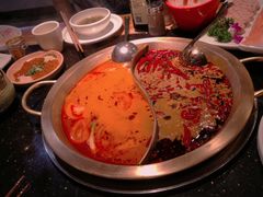 -潮火锅·麻辣牛肉火锅(观音桥方圆·LIVE店)