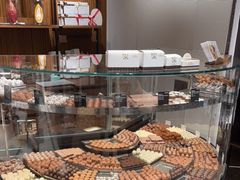 面包甜点陈列柜-Laderach 莱德拉(上海环贸iapm店)