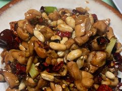 宫保鸡丁-余味私房菜(正阳小区西5街区店)