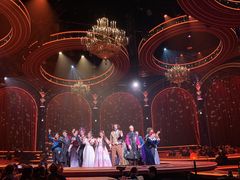 -交通银行前滩31演艺中心