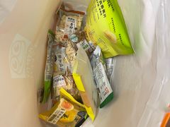 -来伊份(马群新街二店)