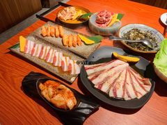 -山之屋炭火烧肉·生啤畅饮(大朗万科中央公园店)