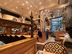-玛格萝妮比萨屋(四平店)