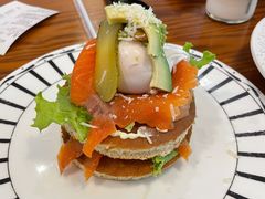 三文鱼水波蛋松饼-AFS Cafe & Canteen(闽江二路店)