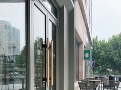 -星巴克臻选(华堂·新辰汇店)