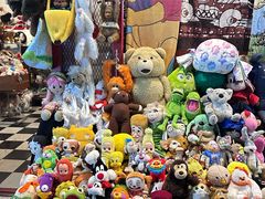 -席娜卡琳火车铁道夜市