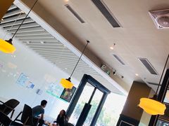 大堂-星巴克(杭州银泰城西一店)