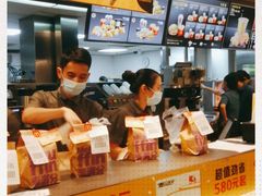 -麦当劳(湛江大厦店)