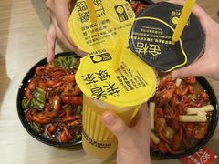-上海滴水湖皇冠假日酒店