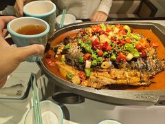 -江边城外烤全鱼(世茂广场店)