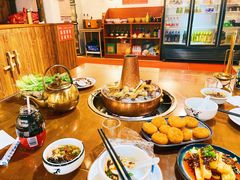 -岳记兴隆·青城腊排铜火锅(融创店)