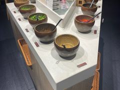 自助调料区-呷哺呷哺(新世界百货望京店)
