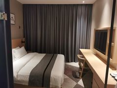 -柏曼酒店(重庆解放碑洪崖洞店)