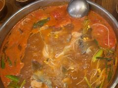 -亮欢寨酸汤鱼(沙冲路店)