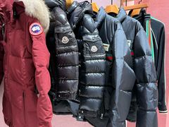 -百年港湾奥特莱斯(香炉礁店)