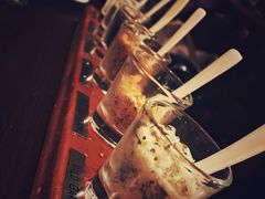 配套的盐与酱汁-恰餐厅及酒吧 CHAR Bar & Grill (北京丽都皇冠假日店)