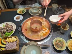 -菌自由丨野生菌火锅特色庭院餐厅(丽江古城店)