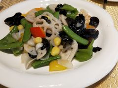 -巴扎美食·新疆菜·西域歌舞表演餐厅(新疆大厦店)
