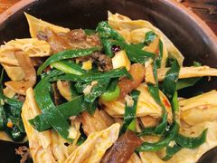 -黑白电视长沙小吃(美林M·LIVE天地东座店)