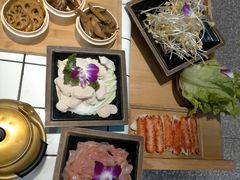 -卤校长重庆老火锅(南岗万达店)