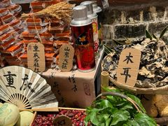 -周小明火锅(黑金冠社区店)