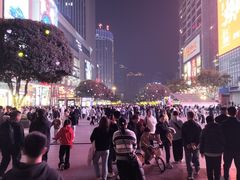 -观音桥步行街