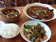 -彧玖食坊·川式砂锅酒馆(成山路店)