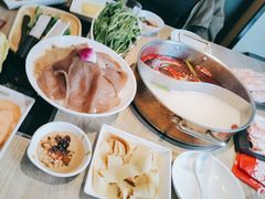 -彤德莱火锅(商圣嘉源店)