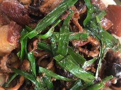 八爪鱼炖红烧肉-东海酒店