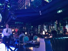 -临界音乐酒馆·小龙虾·江湖菜(华熙LIVE·鱼洞店)