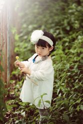 -现代经典婚纱摄影