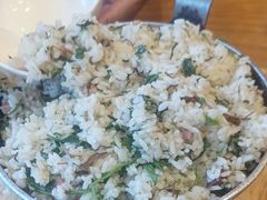 -侬佳蒸菜馆(听潮店)