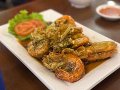 -J Daeng Seafood