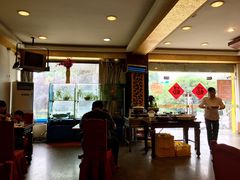 大堂-丁老爷子苏香圆
