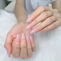 -七彩虹美甲美睫 半永久