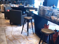 大堂-大中华希尔顿酒店-念自助餐·嗨啤·小龙虾