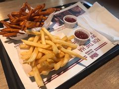 -The Habit Burger Grill 哈比特汉堡(复兴soho店)