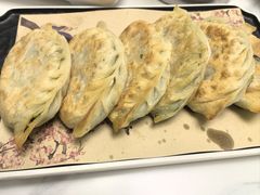 -鑫渔港海鲜本地菜·山海关浑锅(东戴河店)