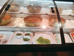 -尚品海鲜肥牛自助火锅(湖明店)