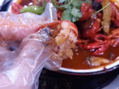 -虾弄弄海派小龙虾·牛羊蝎子火锅