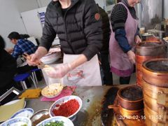 -曾笼笼牛肉饼