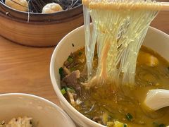 -佬钱湾仔(衣裳街店)
