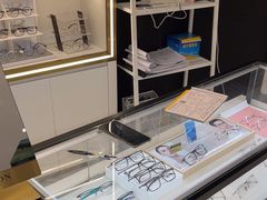 -沫芮眼镜·蔡司·依视路·尼康明月(环创店)