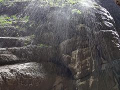 -龙水峡地缝景区