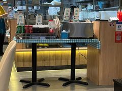 -灵芝妹子海鲜米线(劳动公园店)