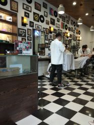 点击看大图 -MARTIN'S BARBER SHOP男士理发馆