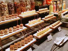 -岷山饭店-芝芝自助餐厅