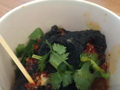 -黑色经典臭豆腐·湖南特产(步行街店)